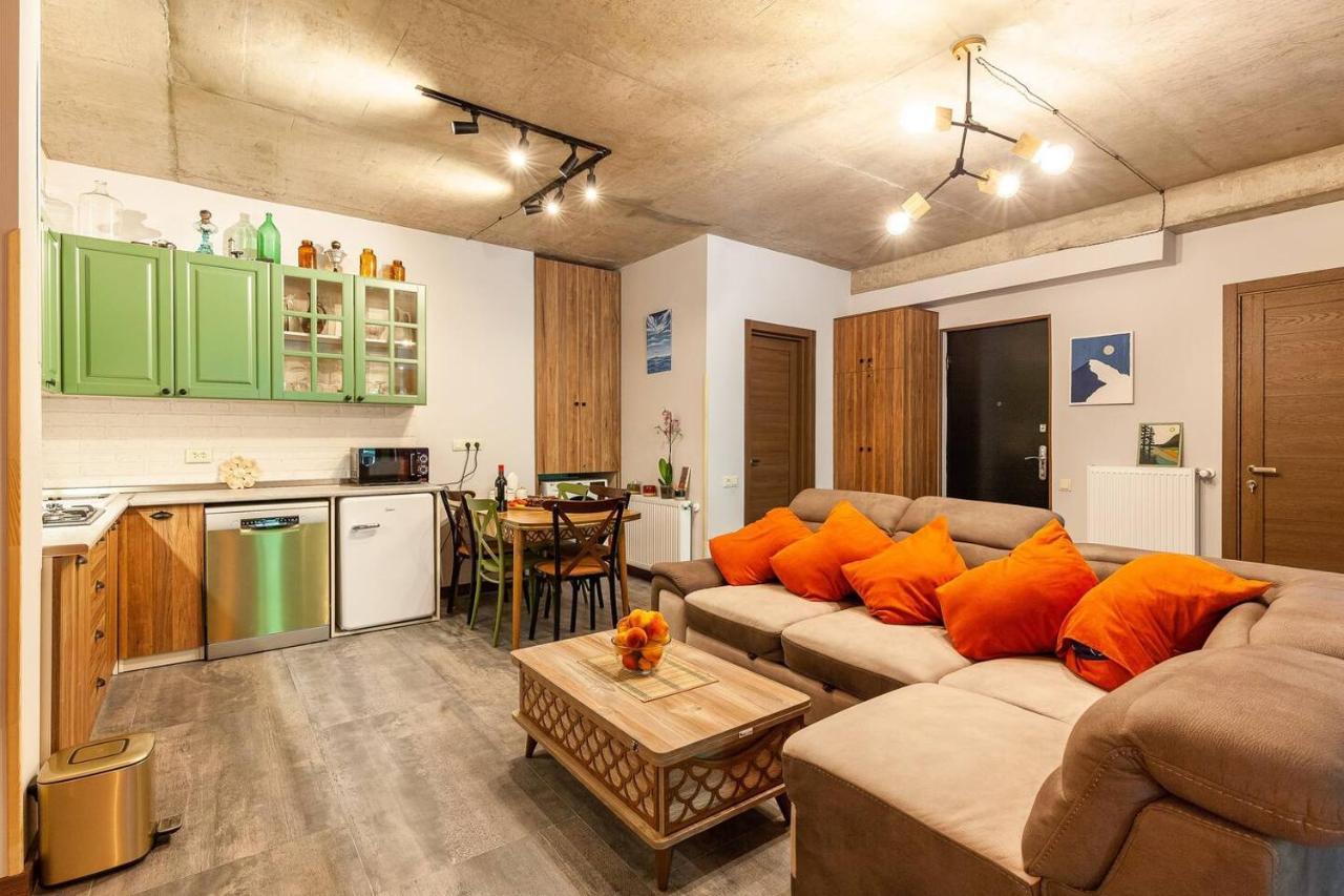 Veli Group Apartment Near White Bridge ° คูทายสิ ภายนอก รูปภาพ